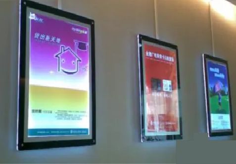 水富什么是超薄灯箱?